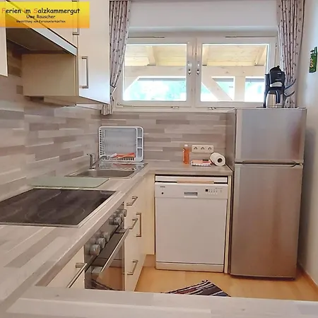 Haus Enzian Casa de Férias *